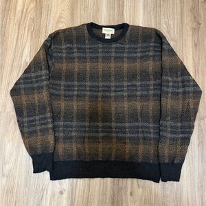 90s Vintage Men's Brown Plaid Sweater